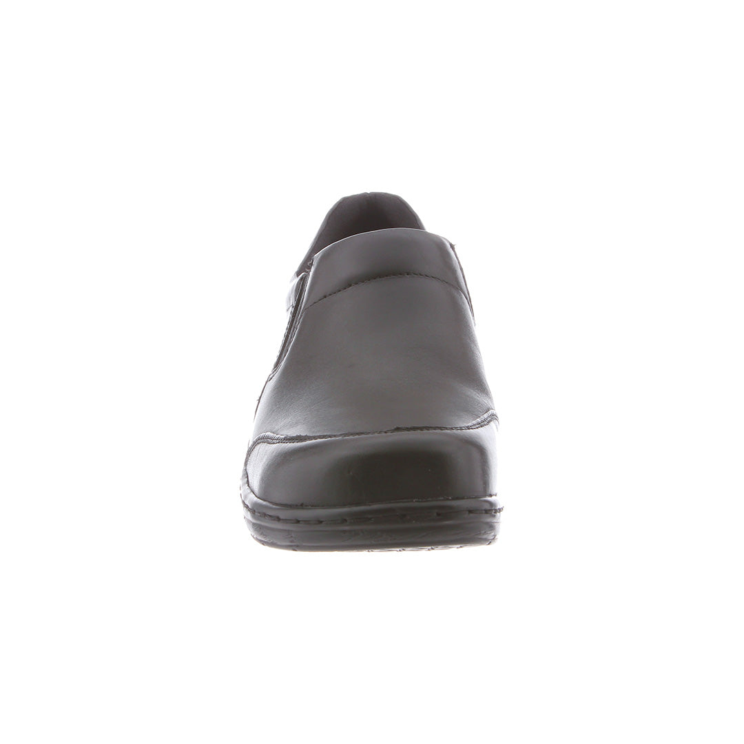 Toe view of Arbor men's shoes, displaying the classic rounded toe and smooth leather finish, providing both comfort and a polished, professional look.
