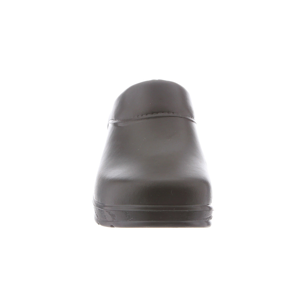 Toe view of the Abilene black slip-resistant clog, showcasing the rounded toe box that provides ample room for toes while maintaining a sleek and professional appearance.